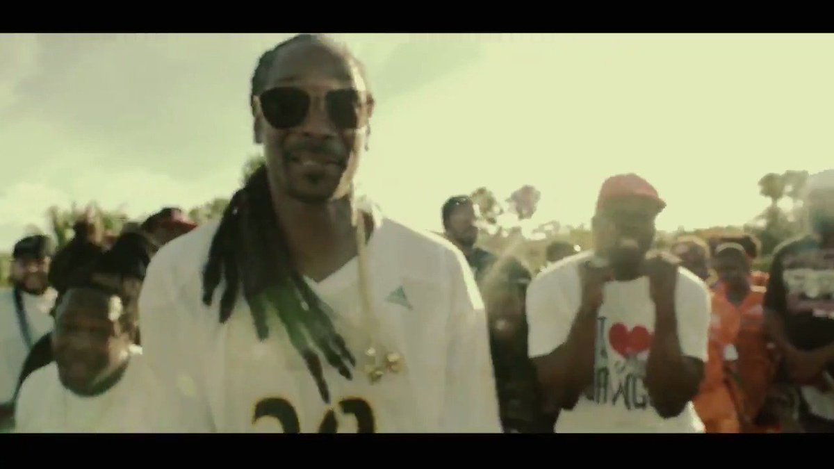 new video I Luv My Dawgs wit Kase n YD . single out now ???????? https://t.co/WwiDs9WGsX