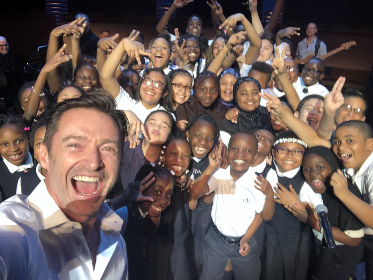 I get to sing with these amazing kids from the @DeborahKennyHVA tonight. I love them all! https://t.co/WJLjEii1nw