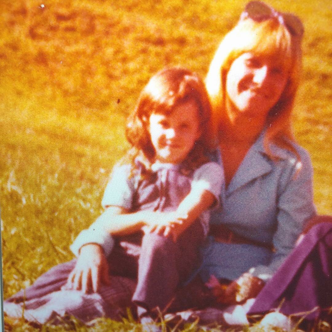 happy momma’s day momma. #❤️❤️❤️❤️❤️❤️❤️❤️❤️❤️❤️❤️ https://t.co/yRFl8Vmy1u