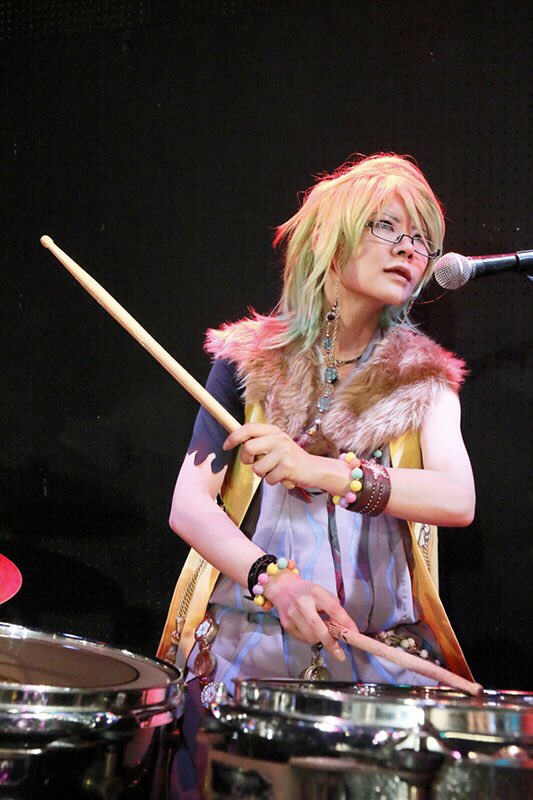 フォロワーさんが知らなさそうなコス履歴タグその15幕末ROCK 桂小五郎2014年。超会議ステージでやったのが4年前…思 フォロワーさんが知らなさそうなコス履歴タグその15幕末ROCK 桂小五郎2014年。超会議ステージでやったのが4年前…思