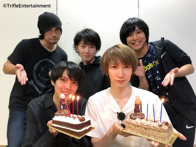 そしてそして、本日は花京院高校の五十公野兄弟のお誕生日です!!花京院メンバーでお祝いをしました(*^^*)哉くん、了くん そしてそして、本日は花京院高校の五十公野兄弟のお誕生日です!!花京院メンバーでお祝いをしました(*^^*)哉くん、了くん