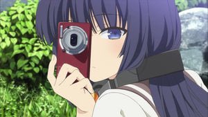 ・戸川汐音(天体のメソッド)常にヘッドホンをつけて独りでいる不思議な少女。転校したばかりの主人公を敵視しているネタバレに ・戸川汐音(天体のメソッド)常にヘッドホンをつけて独りでいる不思議な少女。転校したばかりの主人公を敵視しているネタバレに