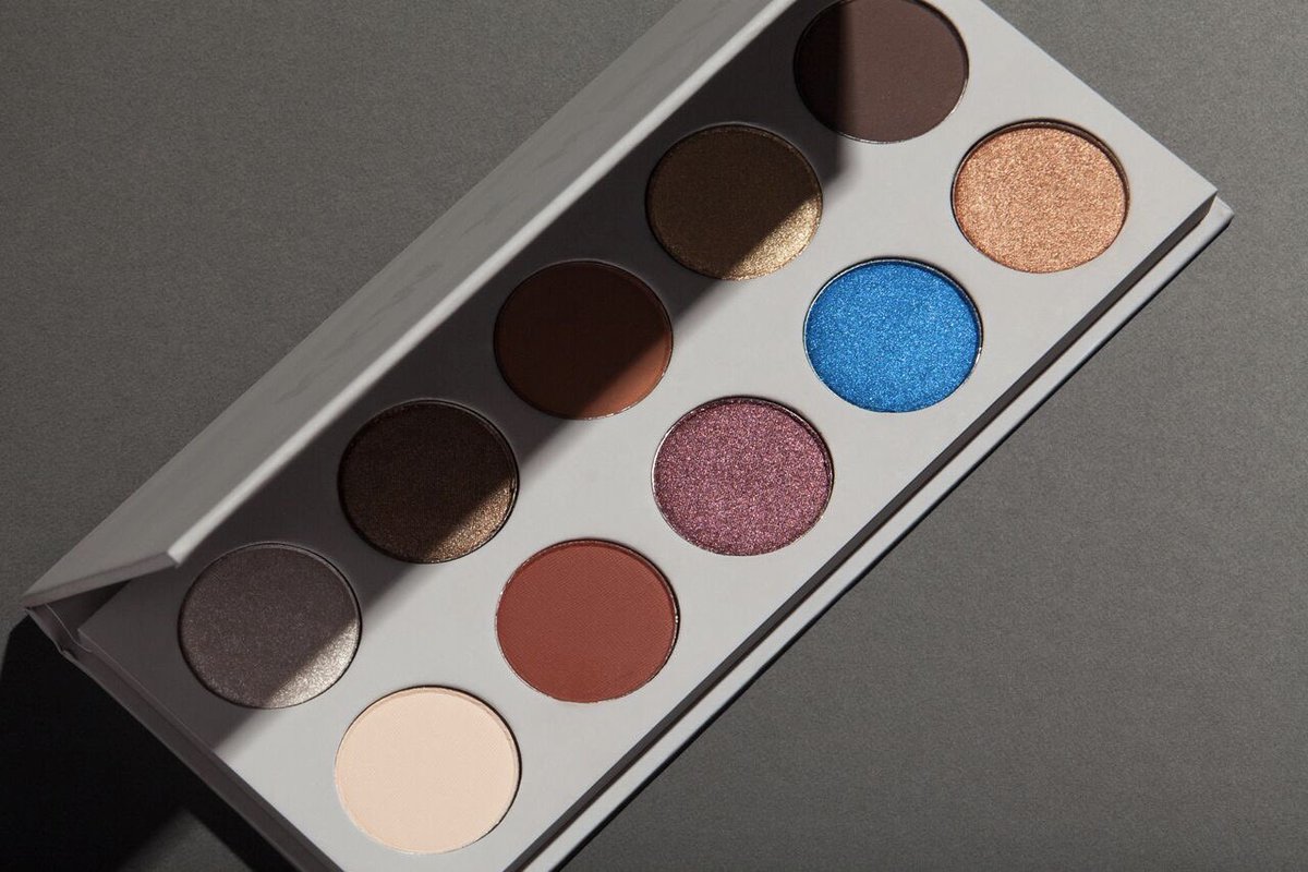 Sooo creamy, super pigmented and blendable. Who got their #KKWXMARIO Palette? Shop now: https://t.co/swmyosxt1v https://t.co/xdtWRdEtS3