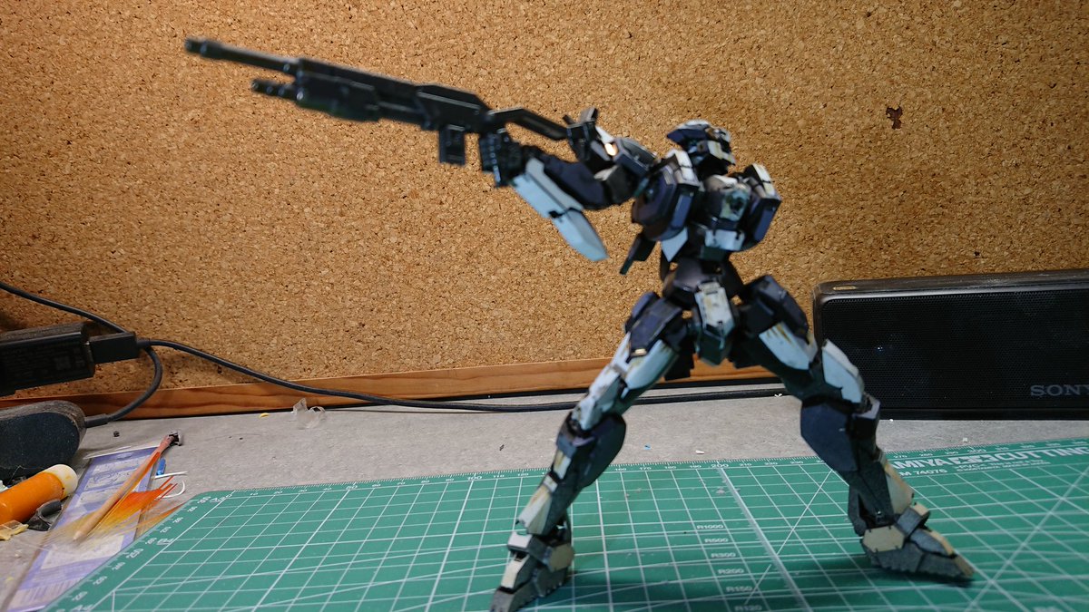 続けてアクションポーズなどを…m9も2セット買ってあったりするのでちゃんとした状態で小隊を揃えたりオリM9とかつくって遊 続けてアクションポーズなどを…m9も2セット買ってあったりするのでちゃんとした状態で小隊を揃えたりオリM9とかつくって遊