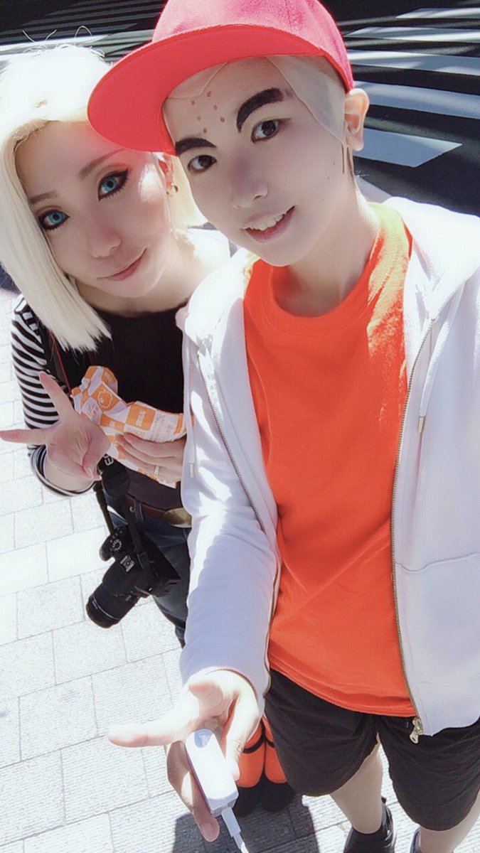 ⚠️コスプレ/ドラゴンボール散々注意書きなしで垂れ流してすみません、、、、クリリンがTシャツを18号の靴下と合わせてくれ ⚠️コスプレ/ドラゴンボール散々注意書きなしで垂れ流してすみません、、、、クリリンがTシャツを18号の靴下と合わせてくれ