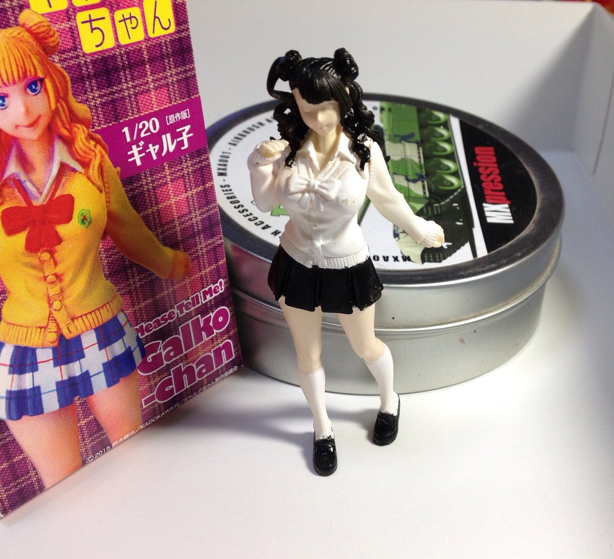 ギャル子ちゃん塗ります。サフ3色使ってみた。 ギャル子ちゃん塗ります。サフ3色使ってみた。