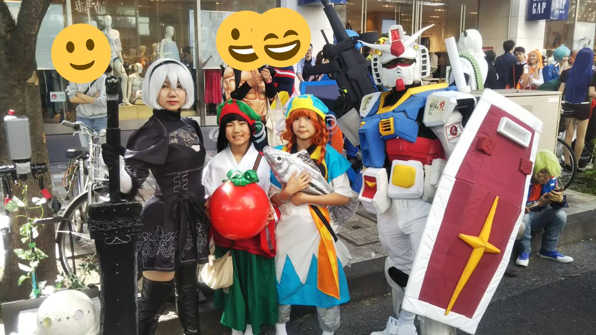 本日の生ガンダム一家。左から長女みどり(ニーアオートマタ 2B)三女(ハクメイとミコチ 美東風)次女(ハクメイとミコチ 本日の生ガンダム一家。左から長女みどり(ニーアオートマタ 2B)三女(ハクメイとミコチ 美東風)次女(ハクメイとミコチ