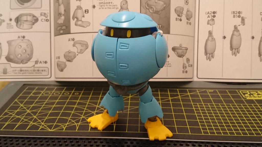 本日の「HGBDモモカプル」コツコツモデリング。下半身まで完成ー。ペンギンモチーフと言いつつ、組み立て過程はカエルの成長 本日の「HGBDモモカプル」コツコツモデリング。下半身まで完成ー。ペンギンモチーフと言いつつ、組み立て過程はカエルの成長