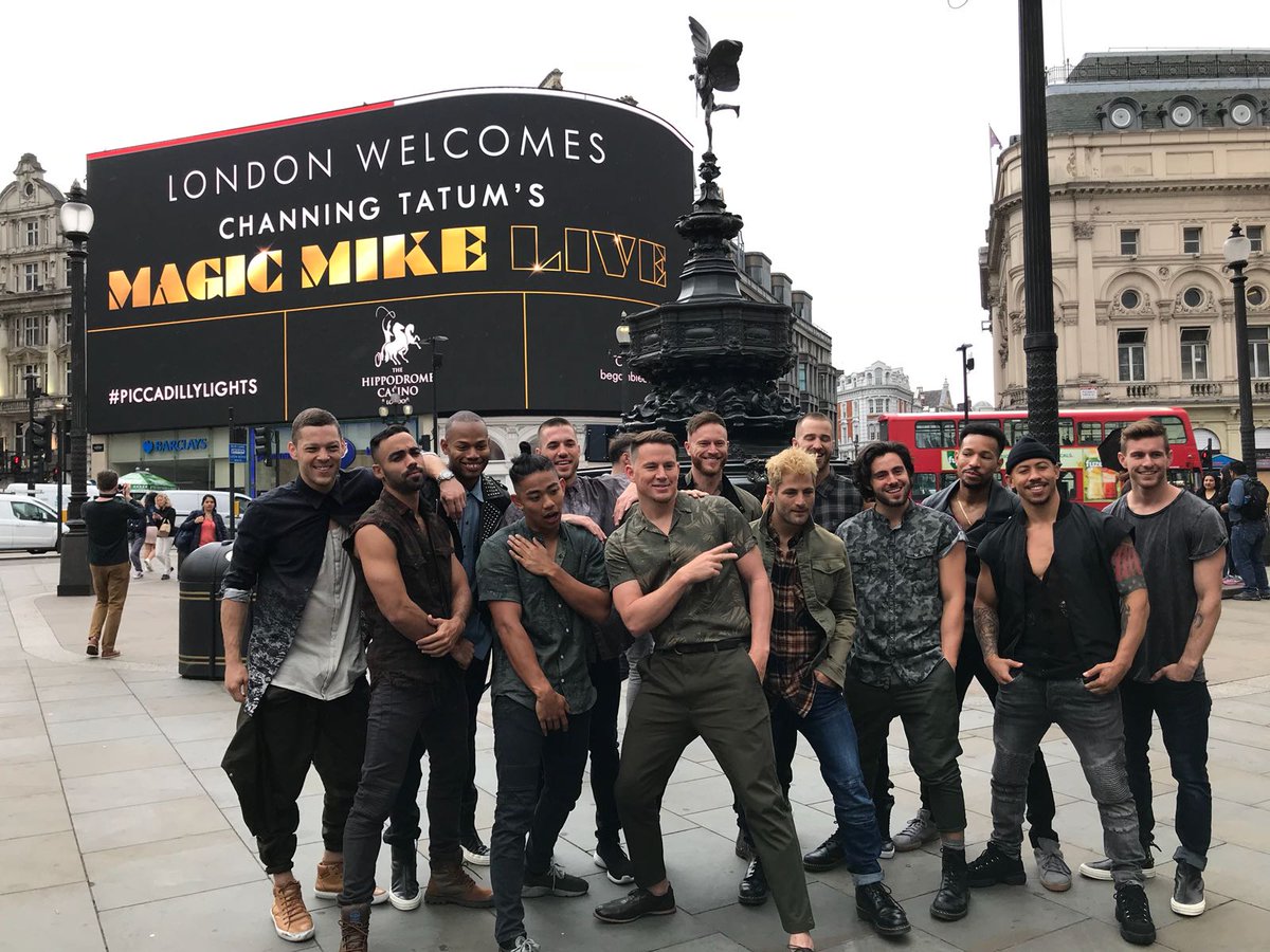 RT @MagicMikeLDN: Our boys bringing the heat to Piccadilly Circus ... ????????
#MagicMikeLDN https://t.co/aM2vQXTTFY