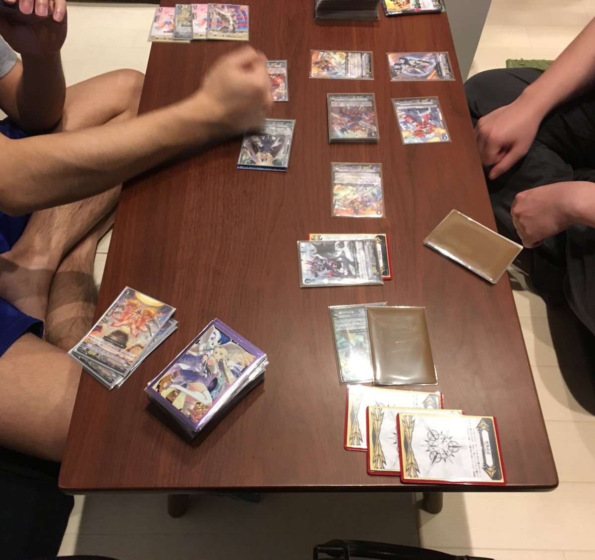 というわけでヴァンガード発売日おなじみヴァンガード合宿楽しいまじ というわけでヴァンガード発売日おなじみヴァンガード合宿楽しいまじ