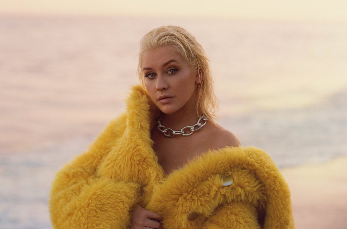 RT @billboard: Fans are going crazy over Christina Aguilera's new #Liberation album! https://t.co/eOWrcELSpM https://t.co/HP3tzy7REg