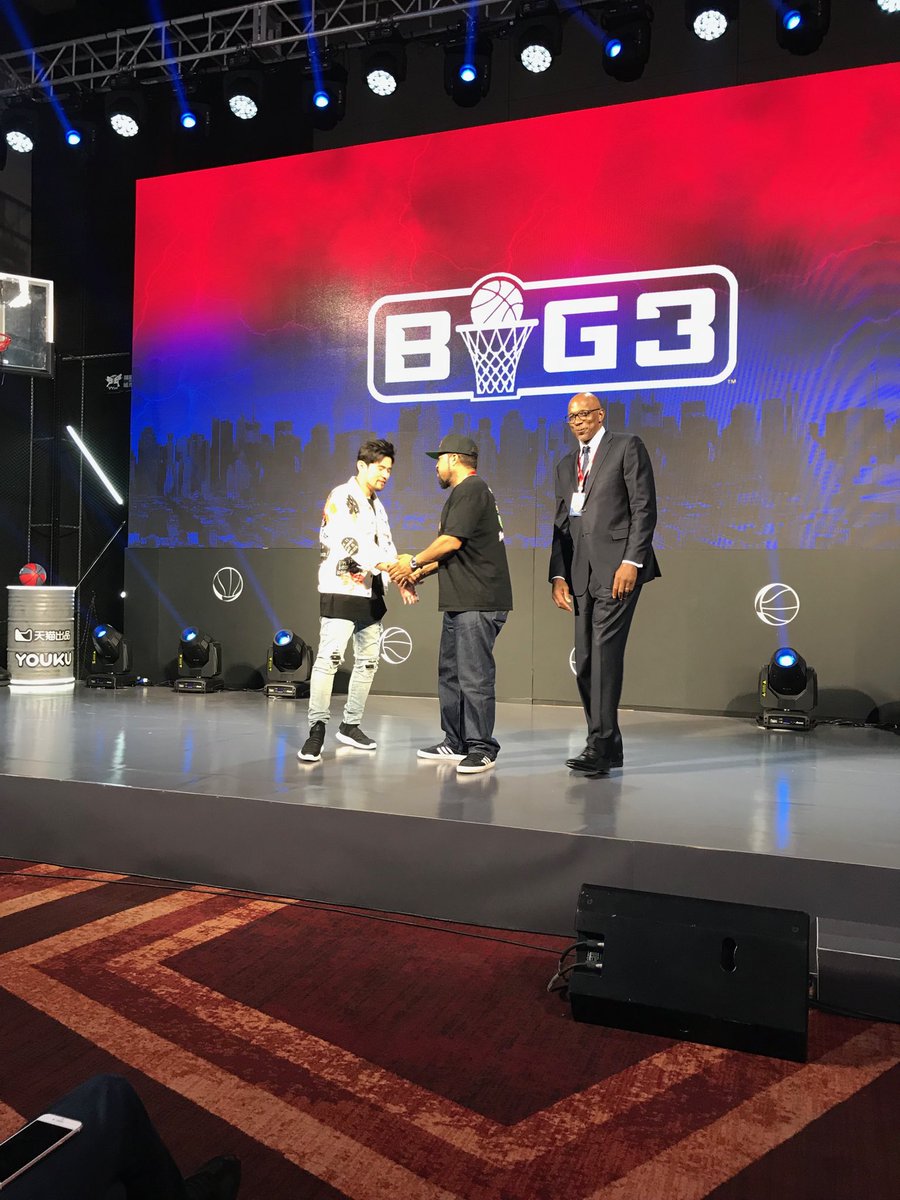 BIG3 China is coming! On stage with Jay Chou & Clyde “the Glide” Drexler in Beijing... https://t.co/rXopU5IHul