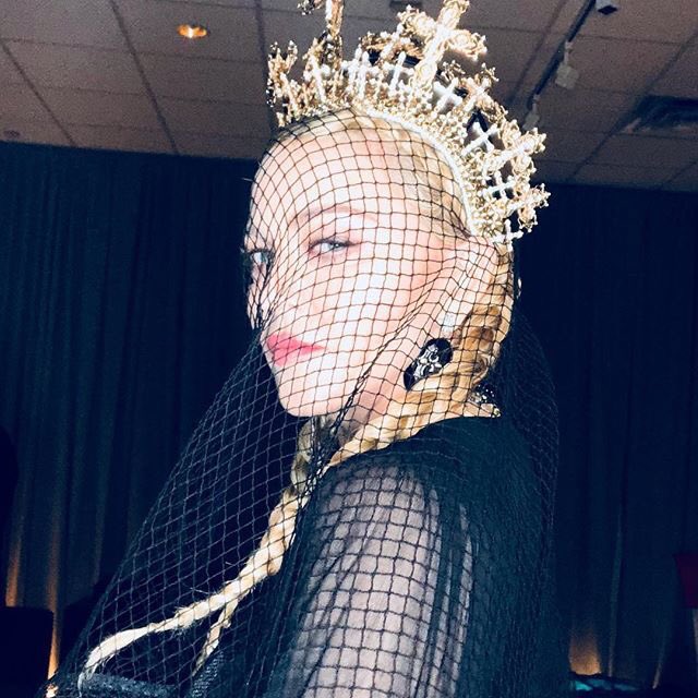 And Understanding that even tho you wear the crown ???? you have to know. When to flex ???????? #patience #rebelqueen https://t.co/q7mzitkKwV
