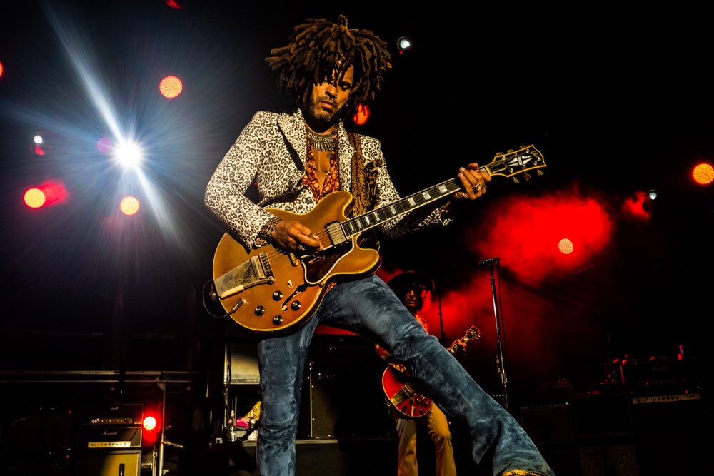 Juan Les Pins!! @jazzajuan #RaiseVibrationTour2018
????: @candyTman https://t.co/kCTEhEQRT4