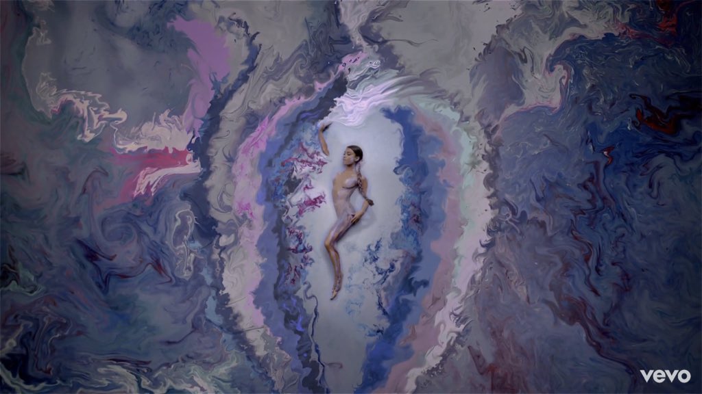 Is it just me; or is ari swimming in the middle of a vagina. I LOVE that. Its very georgia o keeffe-esque. ???????? https://t.co/09Ourun53F
