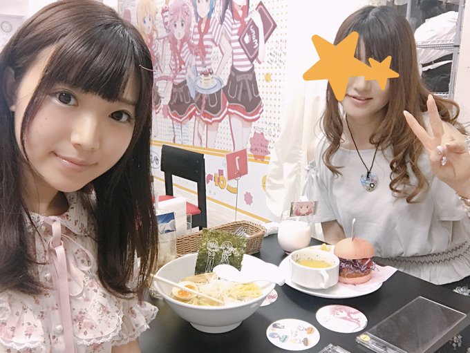 こみっくがーるず かふぇママと行ってきました(*´꒳`*)限定グッズも買って抽選IDもらってきたよ🌟 ママ、嬉しすぎて涙 こみっくがーるず かふぇママと行ってきました(*´꒳`*)限定グッズも買って抽選IDもらってきたよ🌟 ママ、嬉しすぎて涙
