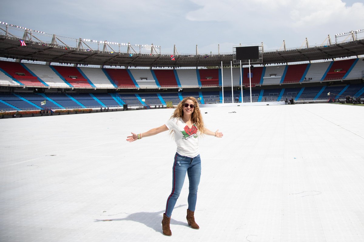 Feliz de estar en mi tierra!! Shak #Barranquilla2018 https://t.co/o61iFrnFwZ