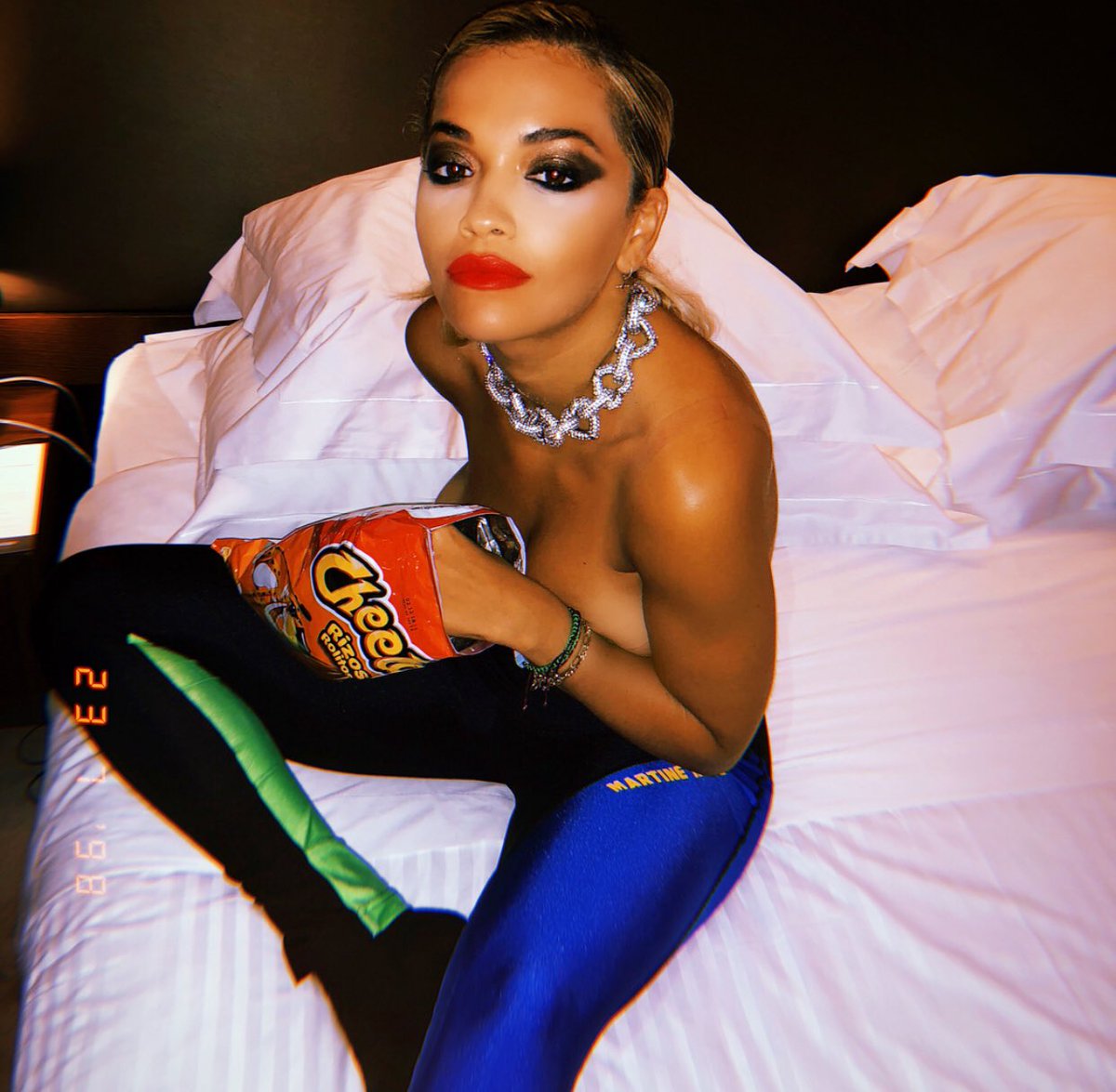 You a snack. My after party consists of Cheetos ???? https://t.co/klnLwv4C70