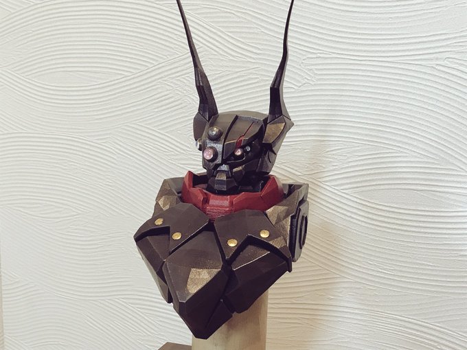 ワンフェスお品書き【その5】一昨年製作しました「クロムクロ胸像」を展示致します。富山舞台のアニメ、クロムクロを床飾り風に ワンフェスお品書き【その5】一昨年製作しました「クロムクロ胸像」を展示致します。富山舞台のアニメ、クロムクロを床飾り風に