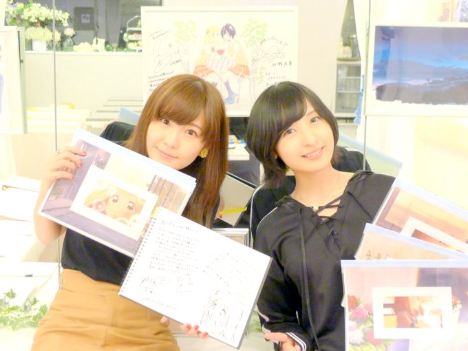 「あさがおと加瀬さん。」青春のきらめき~美術と原画展~山田結衣役の高橋未奈美さま、加瀬友香役の佐倉綾音さまのおふたりが、 「あさがおと加瀬さん。」青春のきらめき~美術と原画展~山田結衣役の高橋未奈美さま、加瀬友香役の佐倉綾音さまのおふたりが、