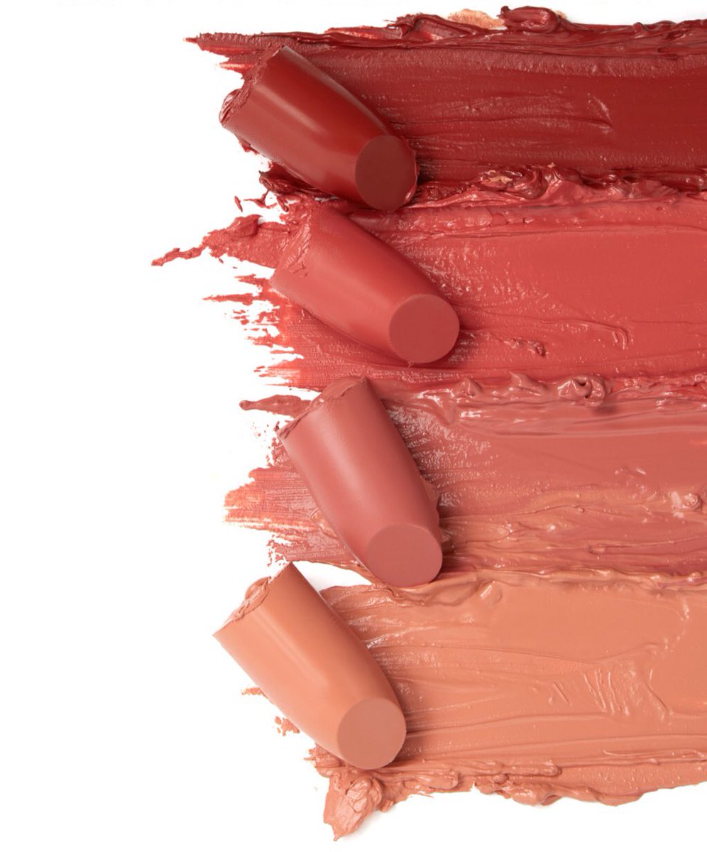 RT @kkwbeauty: Crème Lipsticks in Peach 1 & 4 are SOLD OUT! Shop Peach 2 & 3 now: https://t.co/F5rdrObQuH https://t.co/xZaiXdkUlE