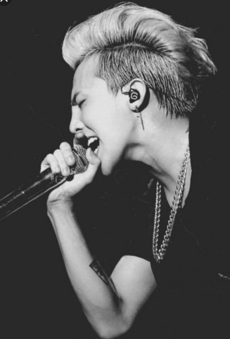 G Dragon's Birthday Celebration | HappyBday.to