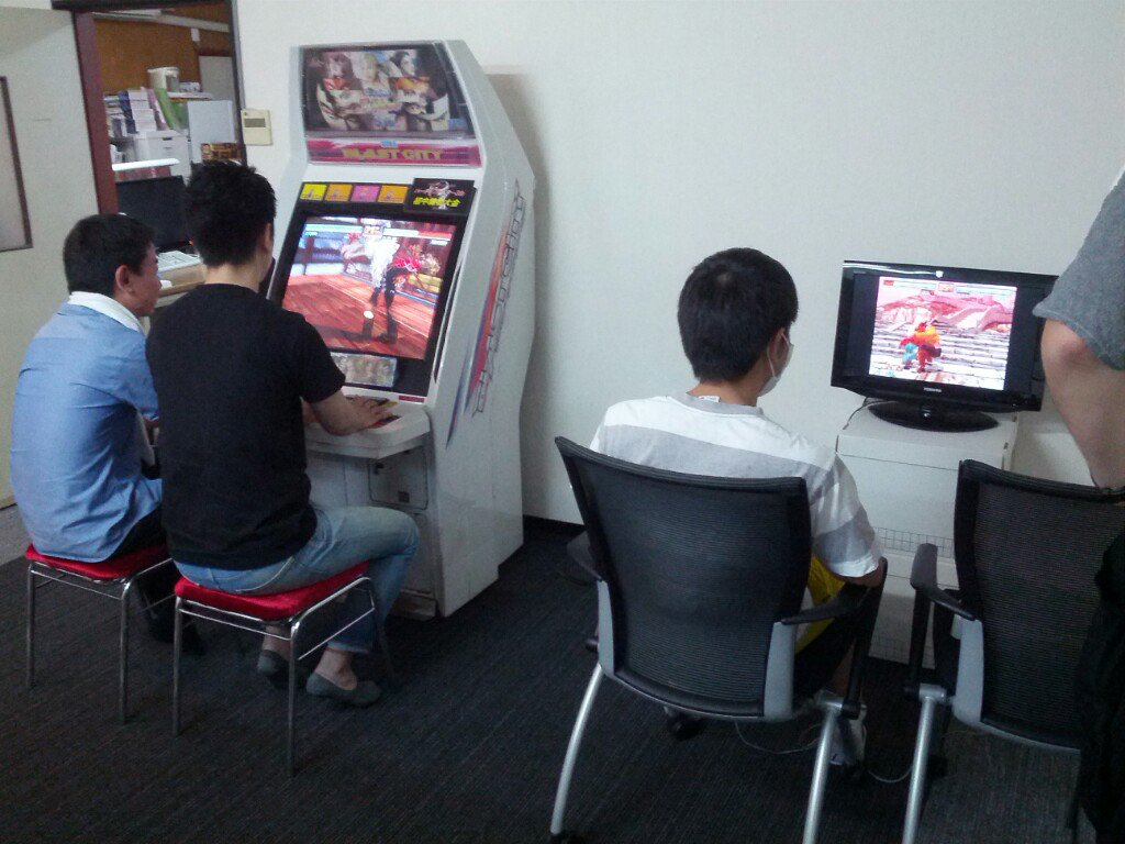 「アルマジ(略今回の小野は正にe-スポーツジムがごとくVF3tbの筐体とDC版VF3tbにVf3tb各種攻略本と何故かハ 「アルマジ(略今回の小野は正にe-スポーツジムがごとくVF3tbの筐体とDC版VF3tbにVf3tb各種攻略本と何故かハ