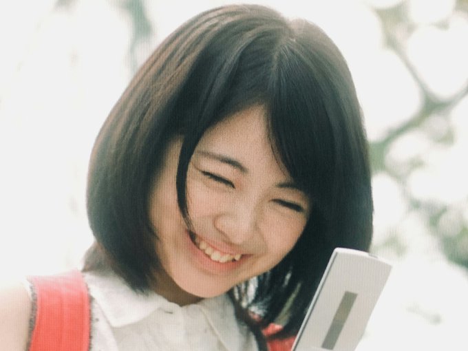 かわいい 壁紙 キミスイ 浜辺 美波