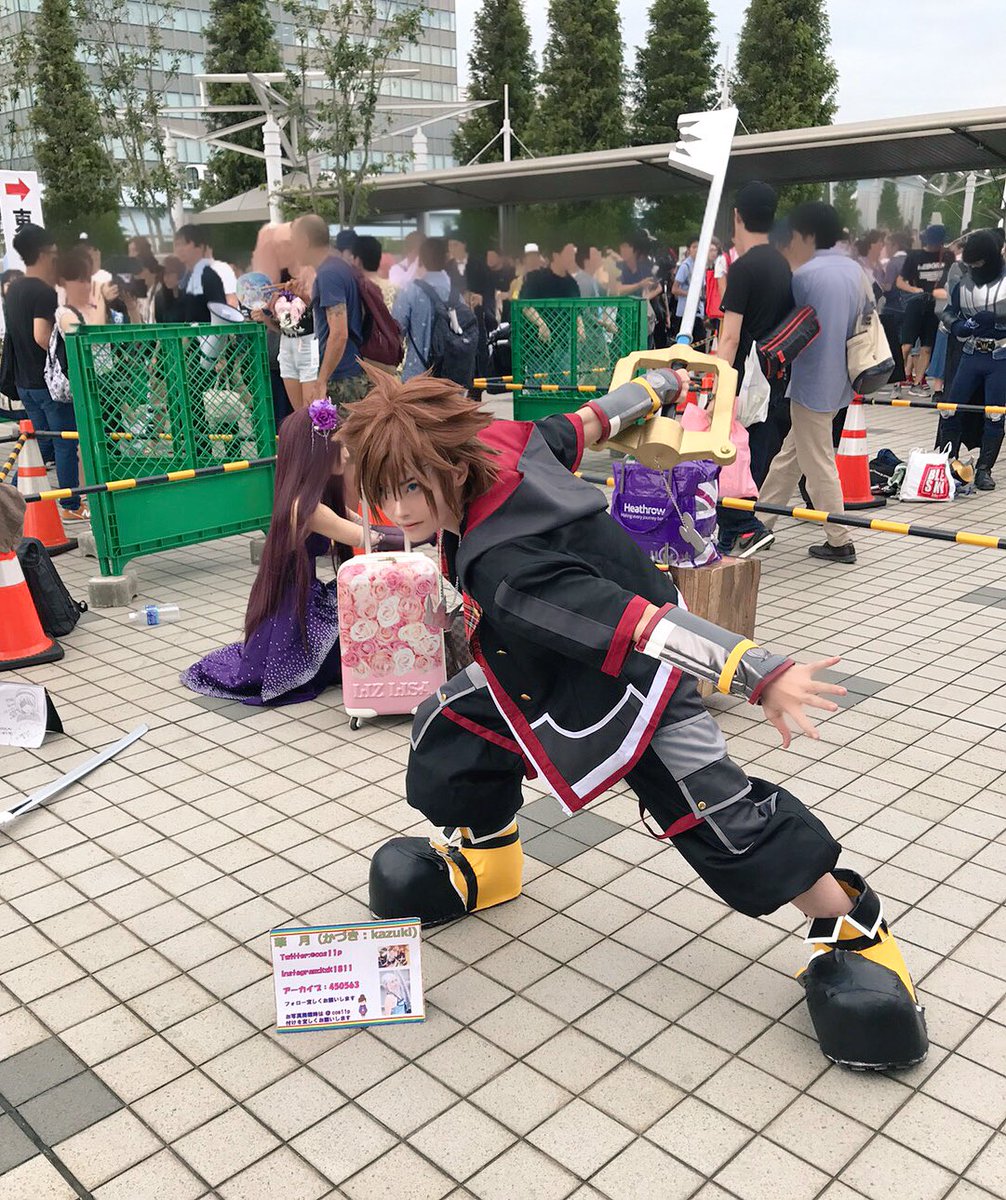 コミケ2日目ありがとうございました✨✨2時間だけでしたがたくさんの方に撮影していただけるとは!感激です😂お写真いただけた コミケ2日目ありがとうございました✨✨2時間だけでしたがたくさんの方に撮影していただけるとは!感激です😂お写真いただけた