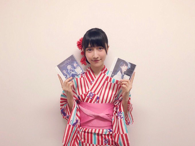 『Starlight』のCDが届きました!今回のジャケ写はアニメ『七星のスバル』ver.と山崎エリイver.の2種類とな 『Starlight』のCDが届きました!今回のジャケ写はアニメ『七星のスバル』ver.と山崎エリイver.の2種類とな
