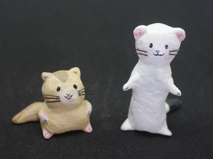 しーなーのーの くーにーはー しーんしゅうにー♪#おこやま #オコジョとヤマネ100均の樹脂粘土で作りました。ヒゲは自転 しーなーのーの くーにーはー しーんしゅうにー♪#おこやま #オコジョとヤマネ100均の樹脂粘土で作りました。ヒゲは自転