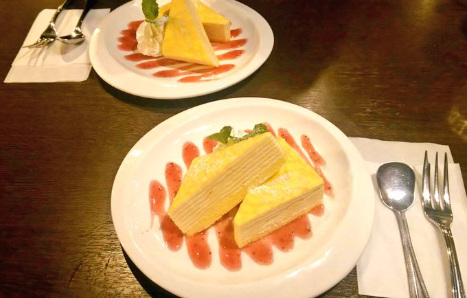 甘くてうまいもん!でも見て、夏を乗り切りましょう⚡ということで、いつぞやかに友人βと食べたミルクレープ。昔からミルクレー 甘くてうまいもん!でも見て、夏を乗り切りましょう⚡ということで、いつぞやかに友人βと食べたミルクレープ。昔からミルクレー