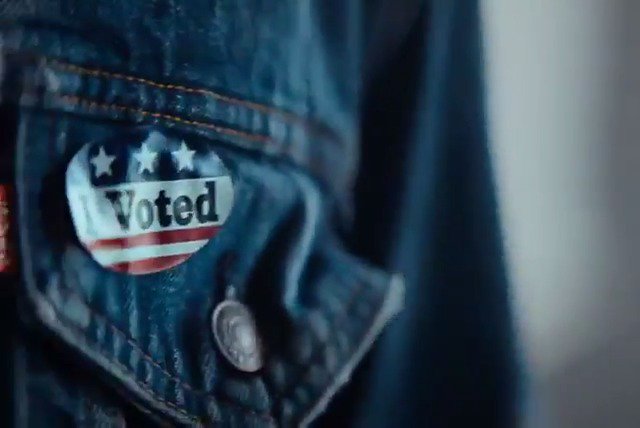 big election comin up make sure y’all register ???????? @levis #RocktheVote #TimeToVote https://t.co/RhhHgsxqsn