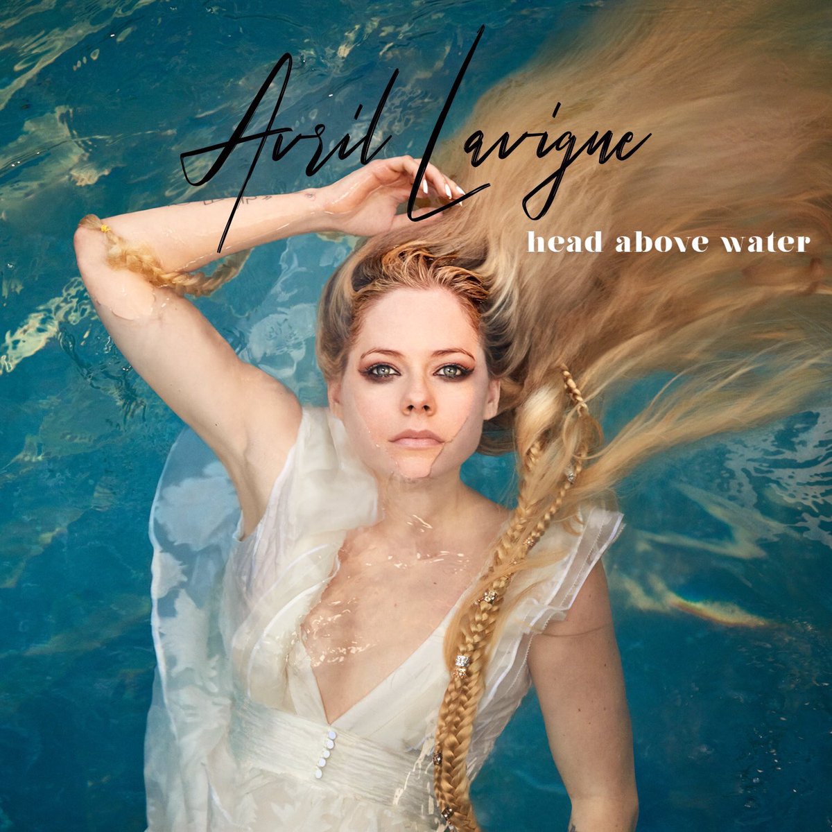 RT @PopCrave: “Head Above Water” by @AvrilLavigne spends a fourth day at #1 on the Worldwide iTunes Song Chart. https://t.co/08l2kbjcga
