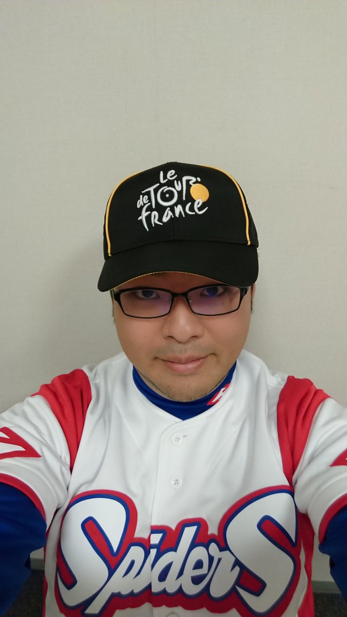 今夜はニコ生 グラゼニの宣伝でお邪魔します久々の凡田ユニホーム 今夜はニコ生 グラゼニの宣伝でお邪魔します久々の凡田ユニホーム