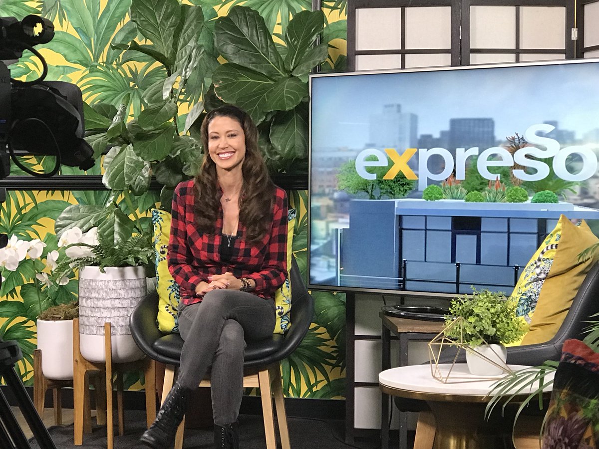 Talking about @shannonelizfdn on @expressoshow this morning! X 