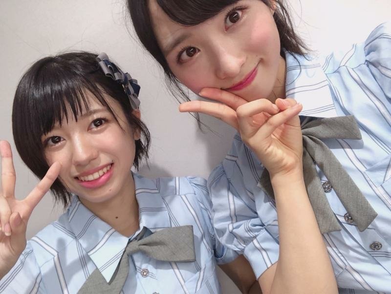 ももくり3年🍑🌰オレがももちゃんと握手してから今年で3年目#大西桃香#小栗有以 ももくり3年🍑🌰オレがももちゃんと握手してから今年で3年目#大西桃香#小栗有以