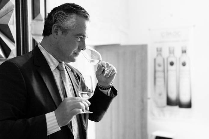 Salute to excellence,  Jean-Sébastien Robicquet - Master Distiller of @Ciroc Vodka #HappyBirthdayJSR #CIROCToastsJSR https://t.co/HubmkOh1d4