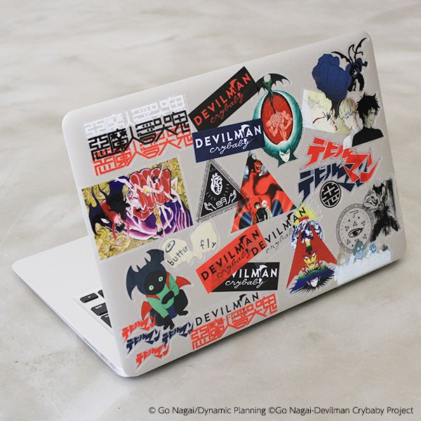 【ピックアップ】A4サイズのステッカーシートには、「DEVILMAN crybaby」のキャラクターはもちろん、原作「デ 【ピックアップ】A4サイズのステッカーシートには、「DEVILMAN crybaby」のキャラクターはもちろん、原作「デ