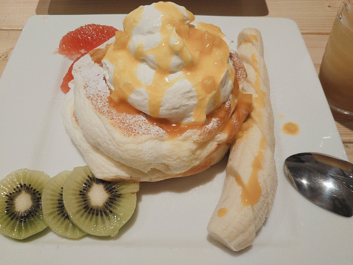 久々に同じ業界で働いてる先輩に会えた!ホラー映画みて、6868のパンケーキ食べたよ♪死霊館シリーズ初めてみたけど、バチカ 久々に同じ業界で働いてる先輩に会えた!ホラー映画みて、6868のパンケーキ食べたよ♪死霊館シリーズ初めてみたけど、バチカ