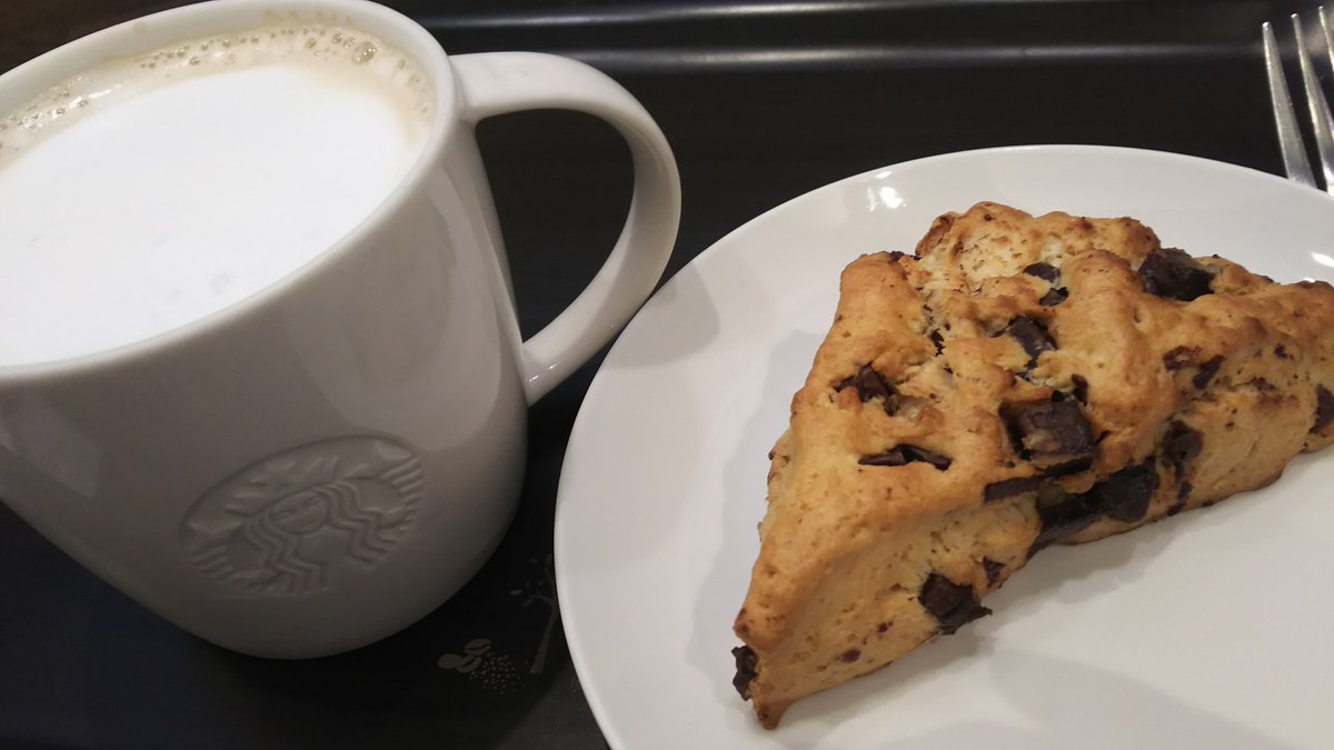 今日はお休みですが出さなきゃいけない発注書があったのを思い出してカフェで作成中😃家でやればいいけど、家だとタブレットの誘 今日はお休みですが出さなきゃいけない発注書があったのを思い出してカフェで作成中😃家でやればいいけど、家だとタブレットの誘