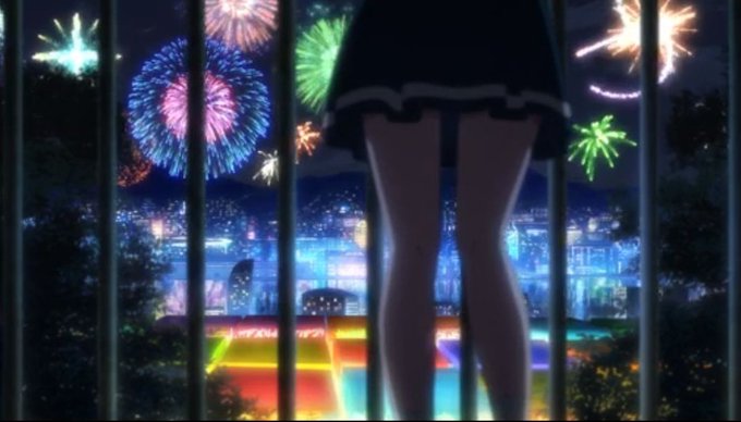 グラスリップ?世界観や雰囲気も似てるけど、花火のシーンから始まったりメインになりそうな喫茶店があったりと被るところが多い グラスリップ?世界観や雰囲気も似てるけど、花火のシーンから始まったりメインになりそうな喫茶店があったりと被るところが多い
