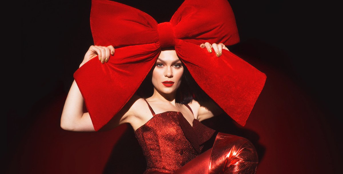 RT @Pressparty: .@JessieJ recorded her new Christmas album in just 14 days https://t.co/DFmCYhvSmd https://t.co/LB4d2FISjA