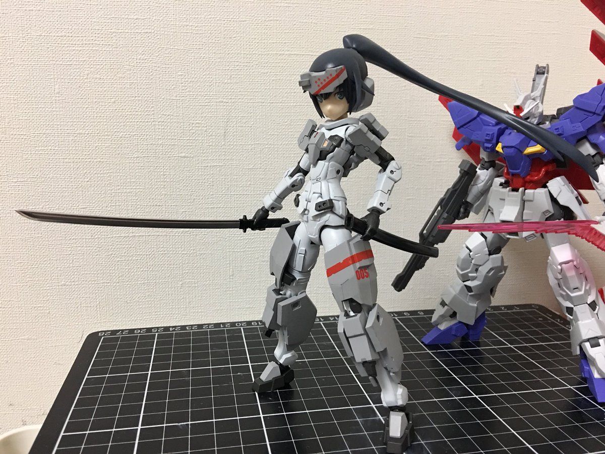 シドニアの騎士風迅雷できましたー#フレームアームズガール #シドニアの騎士 シドニアの騎士風迅雷できましたー#フレームアームズガール #シドニアの騎士