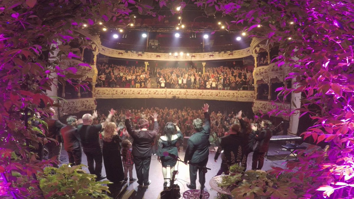 This time last year , October 1st, Richard Harris’ Birthday , @IGPmusic live at The Olympia in Dublin https://t.co/lSRwVEkeMK