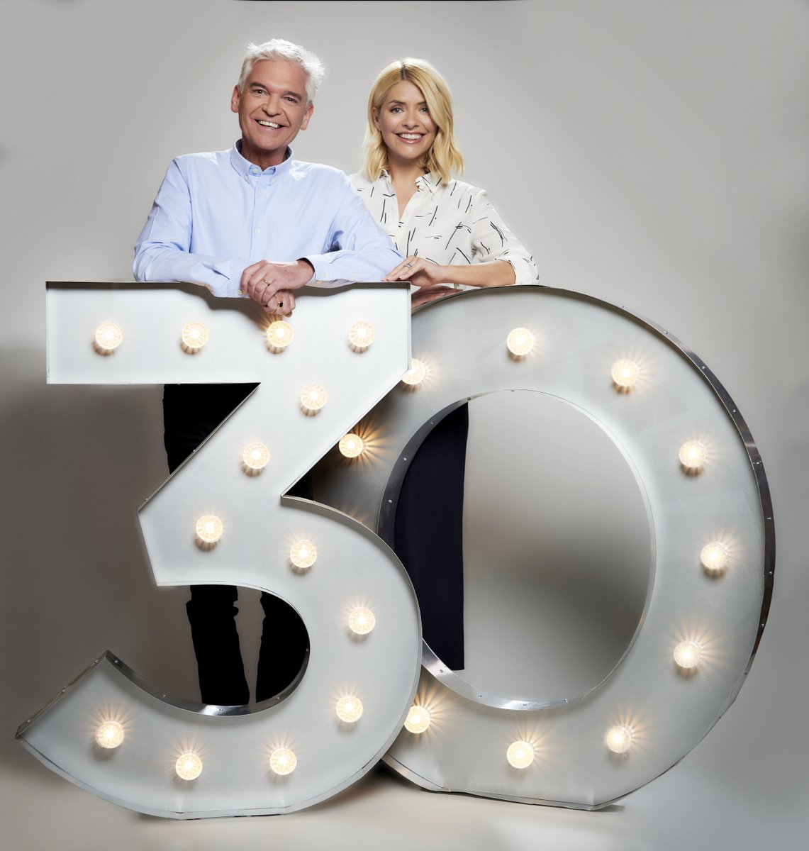 RT @ITV: Established in 1988. 
@ThisMorning - 30 Unforgettable Years. Tonight 7.30pm @ITV.
@hollywills @schofe https://t.co/bTblApE2CH