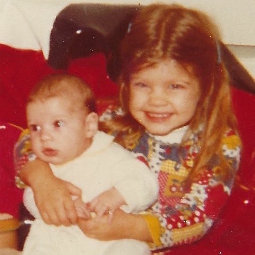 happy early bday 2 my lil sis @danamferg ❤️❤️ #Danas40FreshAndFabulous ???????????????? https://t.co/2okqpRUZA8
