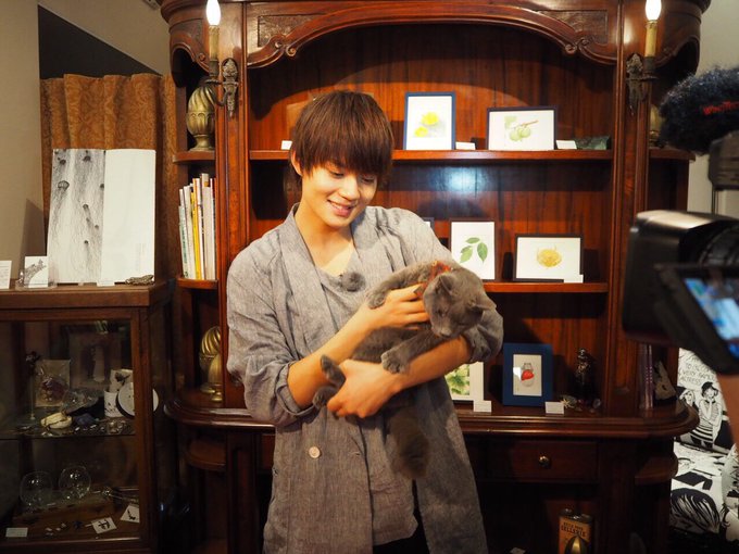「#もふもふモフモフ」 🐶🐱まもなく放送がスタート✨#佐野勇斗 #映画3D彼女 #3D彼女 「#もふもふモフモフ」 🐶🐱まもなく放送がスタート✨#佐野勇斗 #映画3D彼女 #3D彼女
