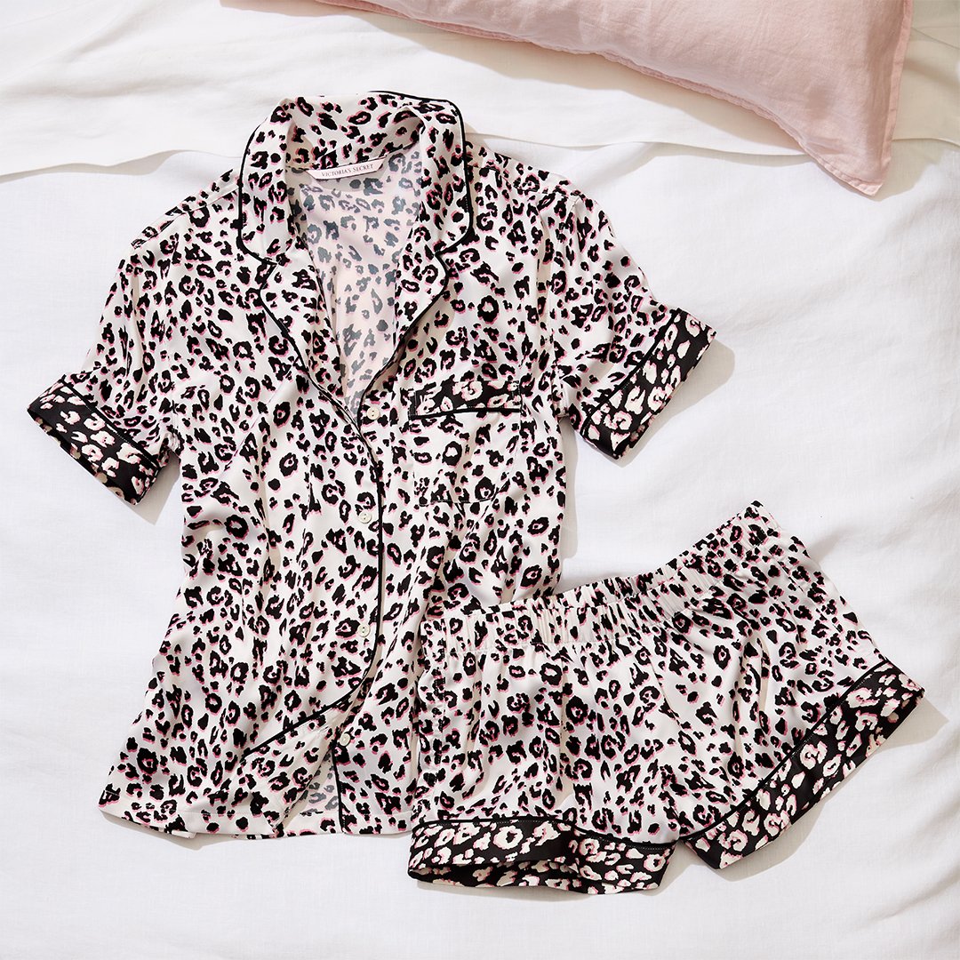 Your cozy weekend plans: new PJ sets for $39.50! Excl. apply. Ends 10.9. US/CAN only. https://t.co/EQ1chgUKGl https://t.co/7WjZnOMDAa