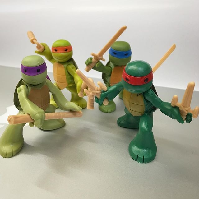 #ミュータントタートルズ #アクションフィギュア #激安 #100均かわいいぞ🐢🐢🐢🐢❤️ #ミュータントタートルズ #アクションフィギュア #激安 #100均かわいいぞ🐢🐢🐢🐢❤️